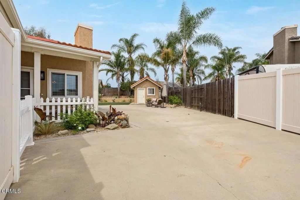 Photo of 215 Apple Avenue, Ventura, CA 93004 (MLS # V1-35543)