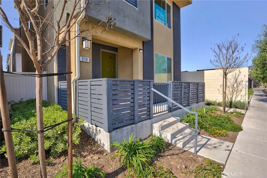 314 N Standard
