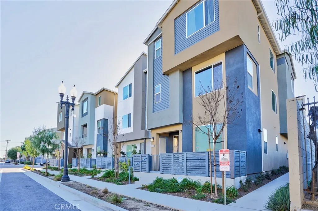 314 N Standard