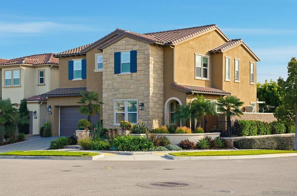 Photo of 4825 Portola Ct, Carlsbad, CA 92010 (MLS # 260002288)