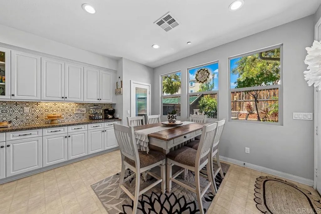 1115 Calle Oroblanco 3