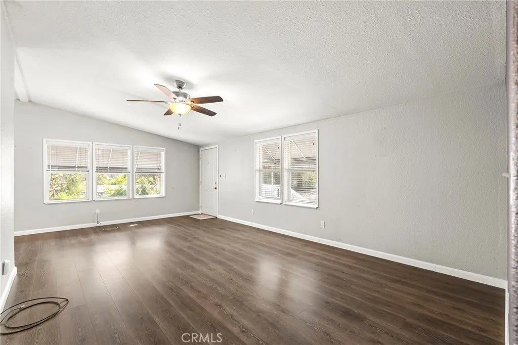 419 Summerwood