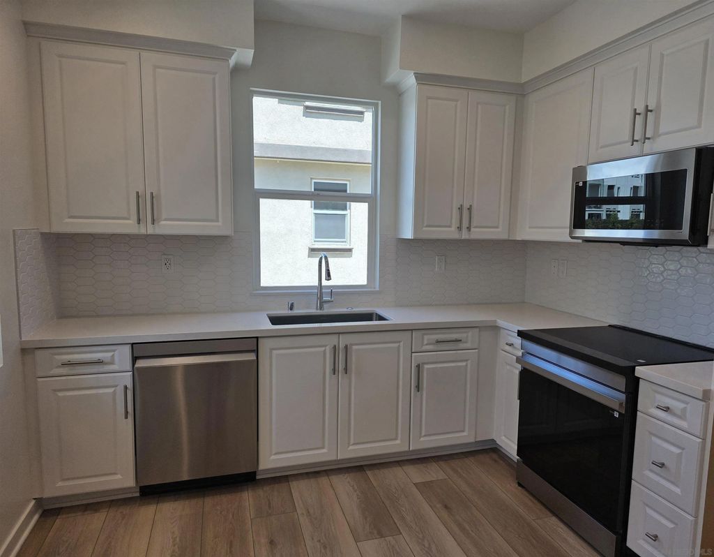 Photo of 2630 Buckwheat Glen, Escondido, CA 92025 (MLS # 260009896)