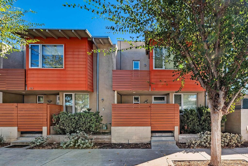 Photo of 111 E Pennsylvania Ave, Escondido, CA 92025 (MLS # 250042702)