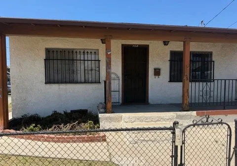 398 W 11th Street, San Pedro, CA 90731 - #: SB26190511