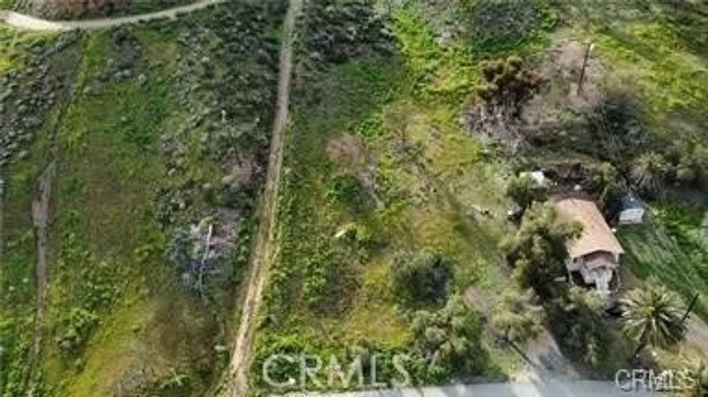 Photo of 0 Heim Ave, Lake Elsinore, CA 92530 (MLS # SW26003617)