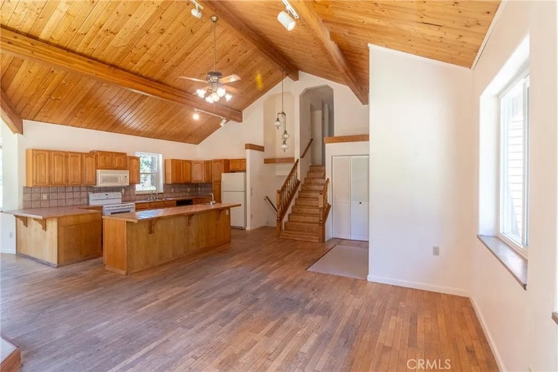 17653 Cougar Court