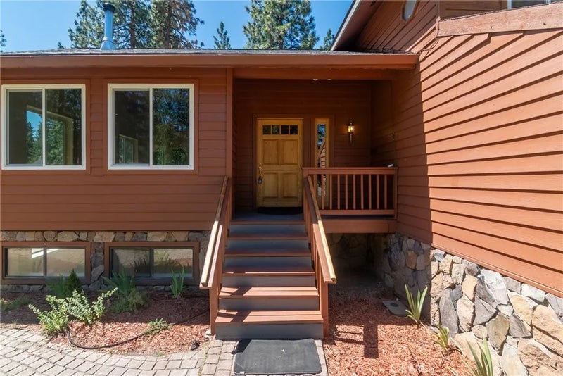 17653 Cougar Court