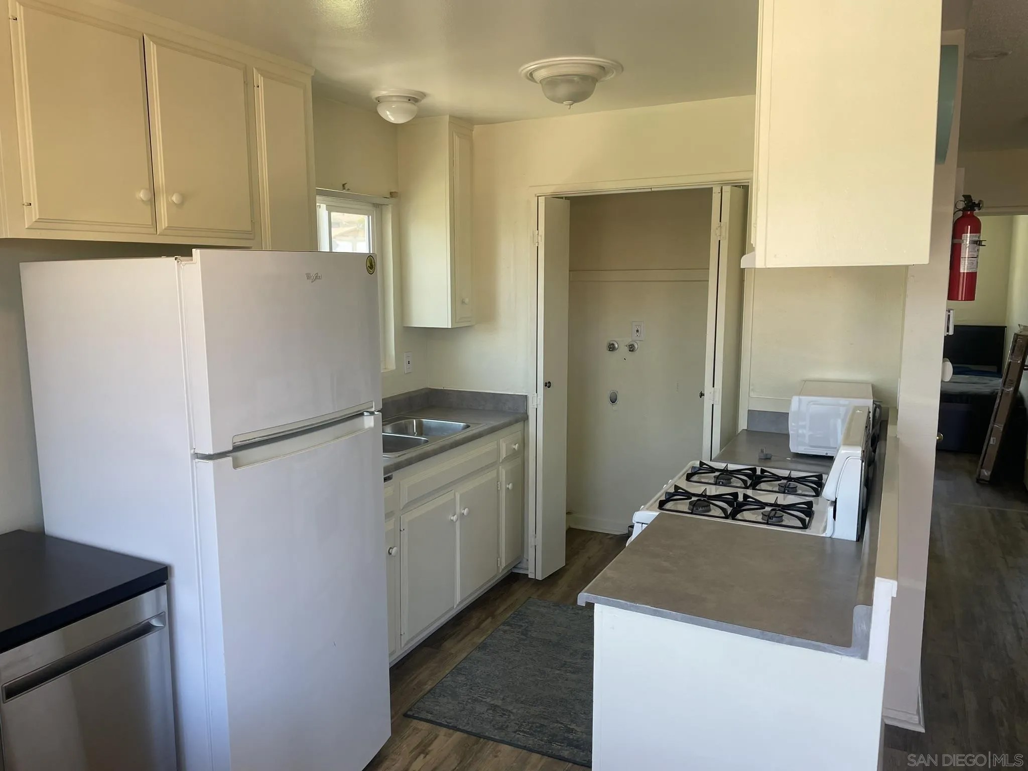 740-742 W California Ave.