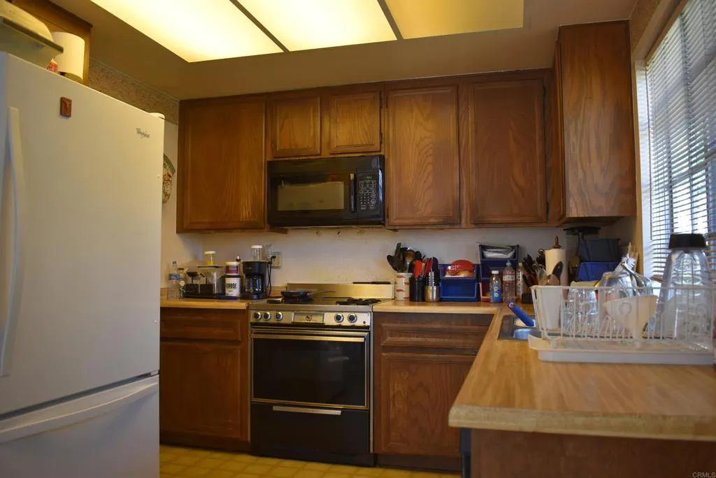 2469 Turnbridge