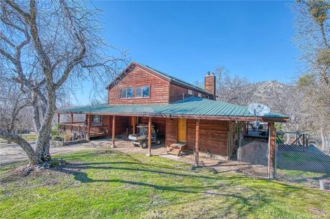 36039 Cranmore Ln. Auberry CA 93602