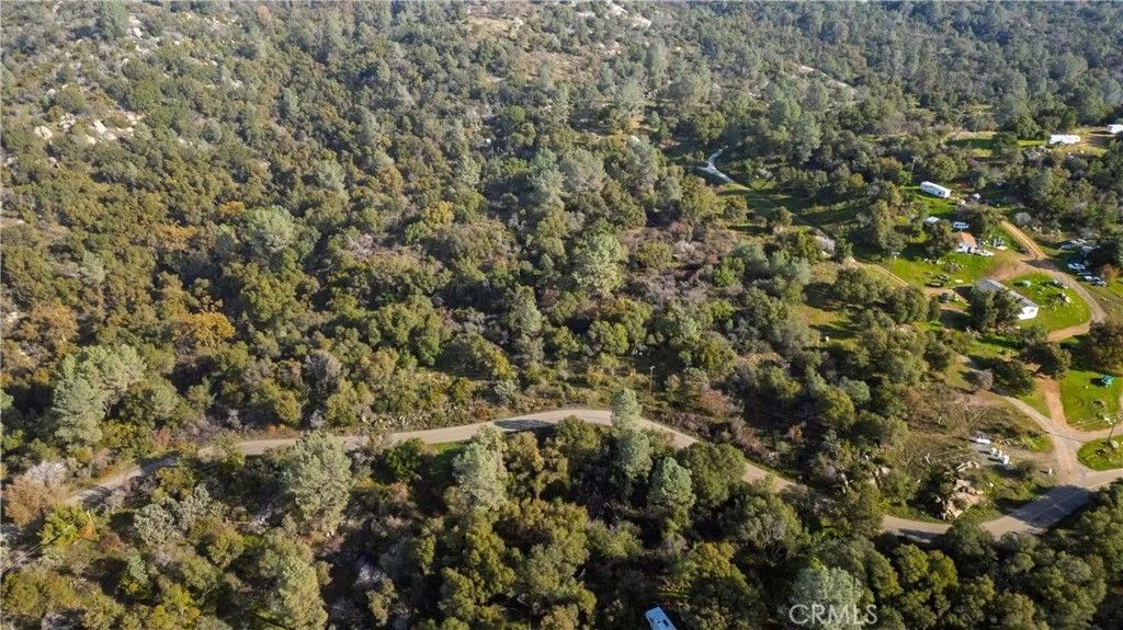 Photo of 3978 Silver Bar Rd, Mariposa, CA 95338 (MLS # MC25271483)