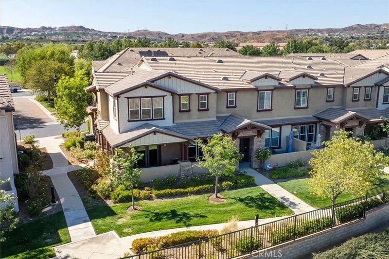 28600 Pietro Drive