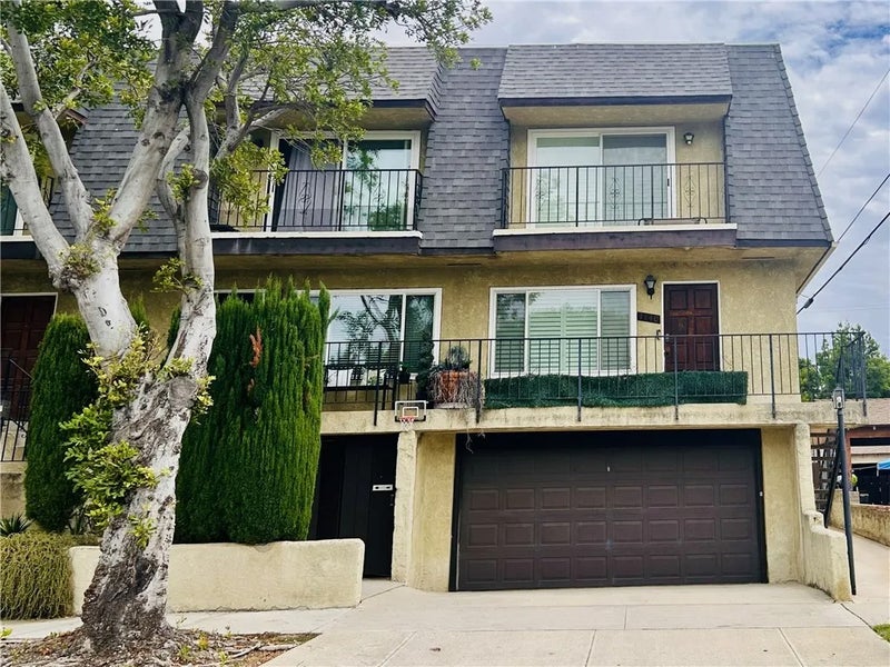 1140 N Lamer