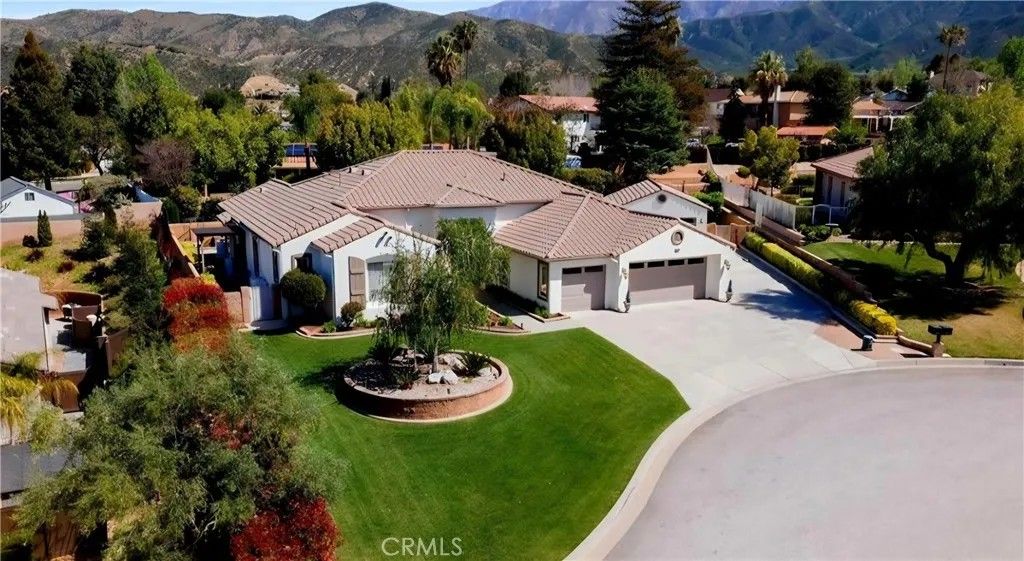 Photo of 36378 Escena, Yucaipa, CA 92399 (MLS # CV26018631)