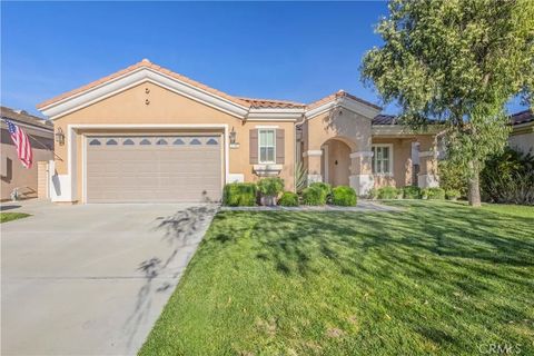 Photo of 1648 Via Simpatico, Hemet, CA 92545 (MLS # SW25279424)