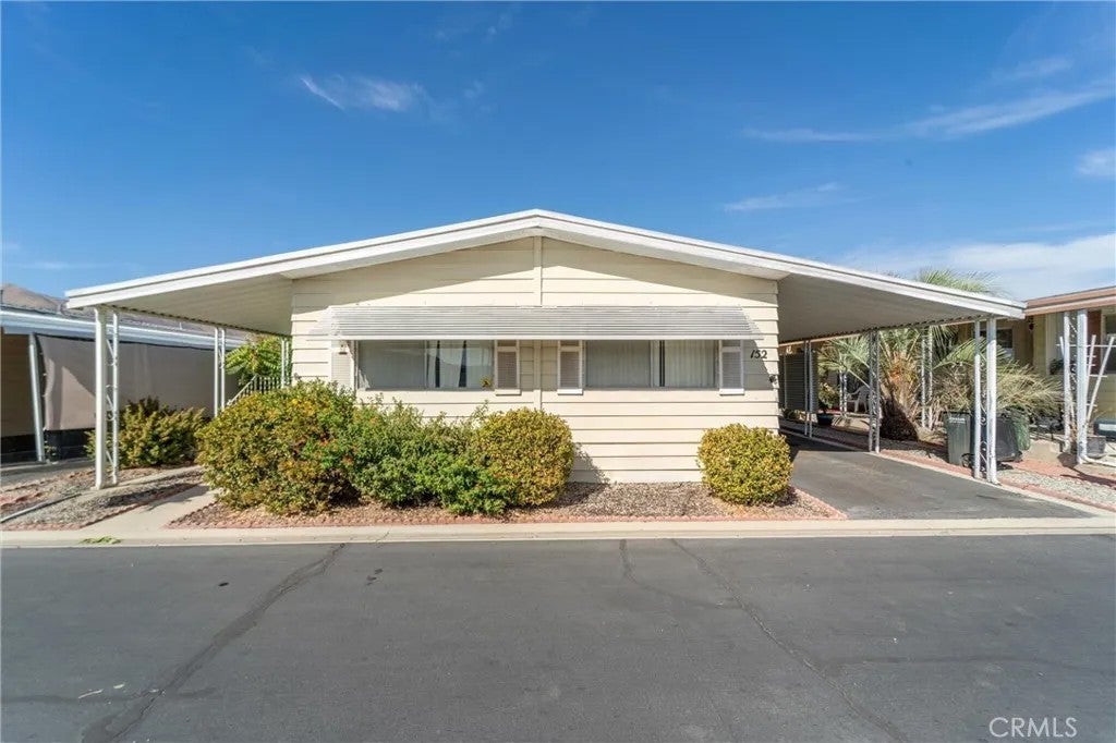 1499 Old Mountain Ave 152