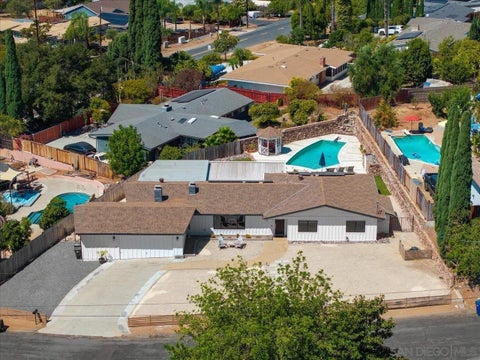 Photo of 2073 Ginny Ln, Escondido, CA 92025 (MLS # 260021678)