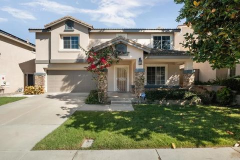 Photo of 343 La Purisma Way, Oceanside, CA 92057 (MLS # PTP2507556)