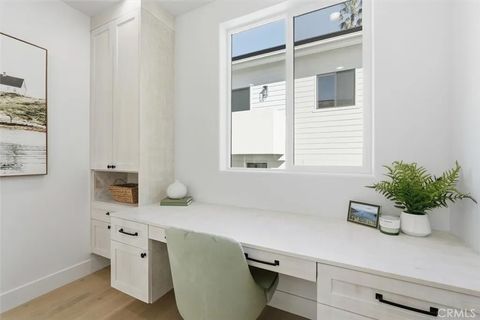 Tiny photo for 617 N Irena Avenue #B, Redondo Beach, CA 90277 (MLS # SB25273019)