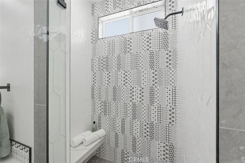 Tiny photo for 617 N Irena Avenue #B, Redondo Beach, CA 90277 (MLS # SB25273019)