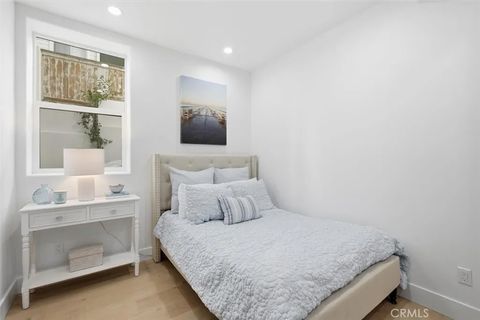 Tiny photo for 617 N Irena Avenue #B, Redondo Beach, CA 90277 (MLS # SB25273019)