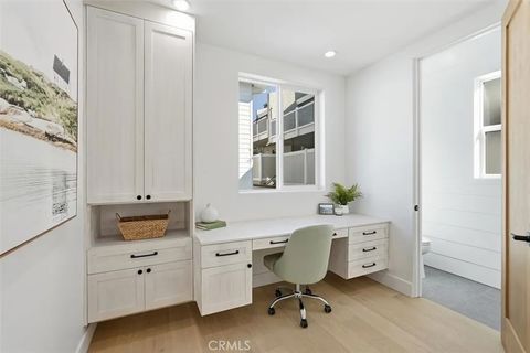 Tiny photo for 617 N Irena Avenue #B, Redondo Beach, CA 90277 (MLS # SB25273019)