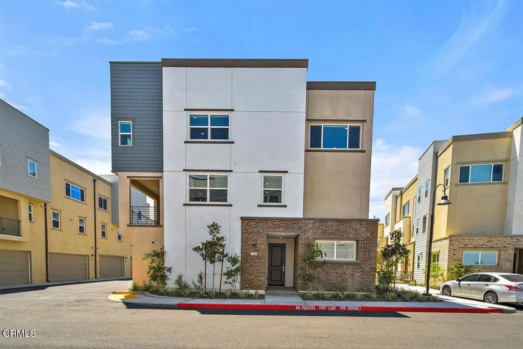 Photo of 723 Heritage Lane, Upland, CA 91784 (MLS # P1-25163)