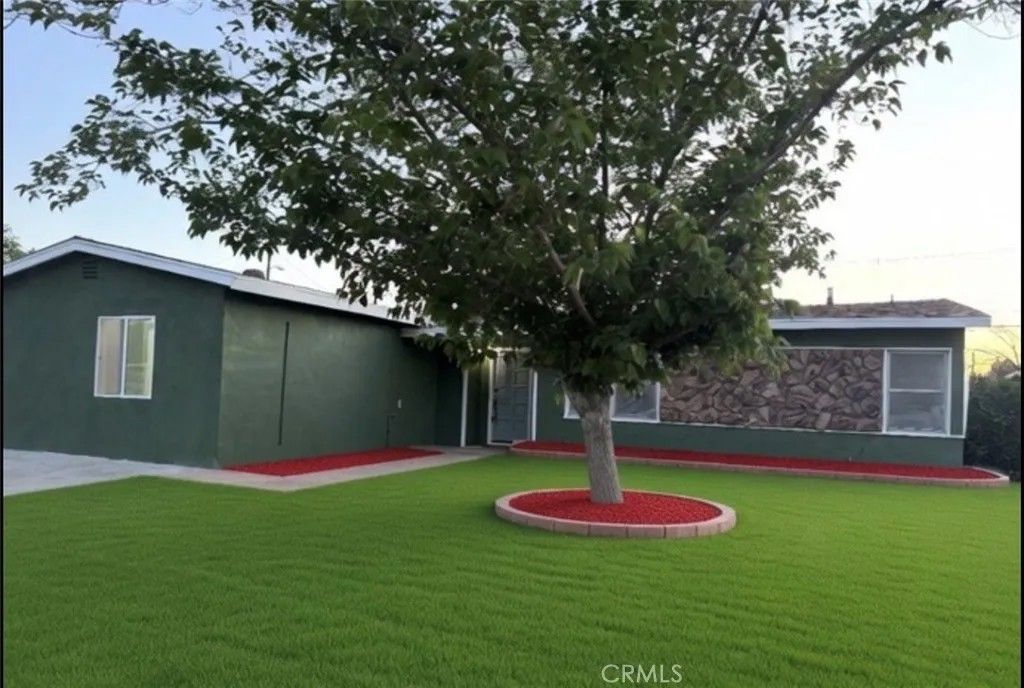 Photo of 45315 Genoa Ave, Lancaster, CA 93534 (MLS # SR26092212)