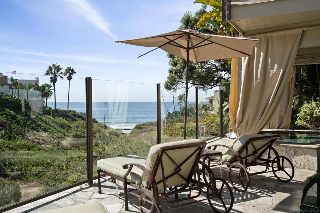 Photo of 645 Loring St, San Diego, CA 92109 (MLS # 260015672)