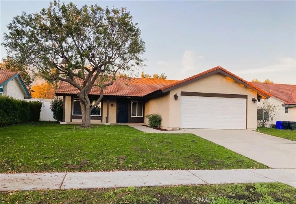 Photo of 10160 Victoria Street, Rancho Cucamonga, CA 91701 (MLS # PW25277886)