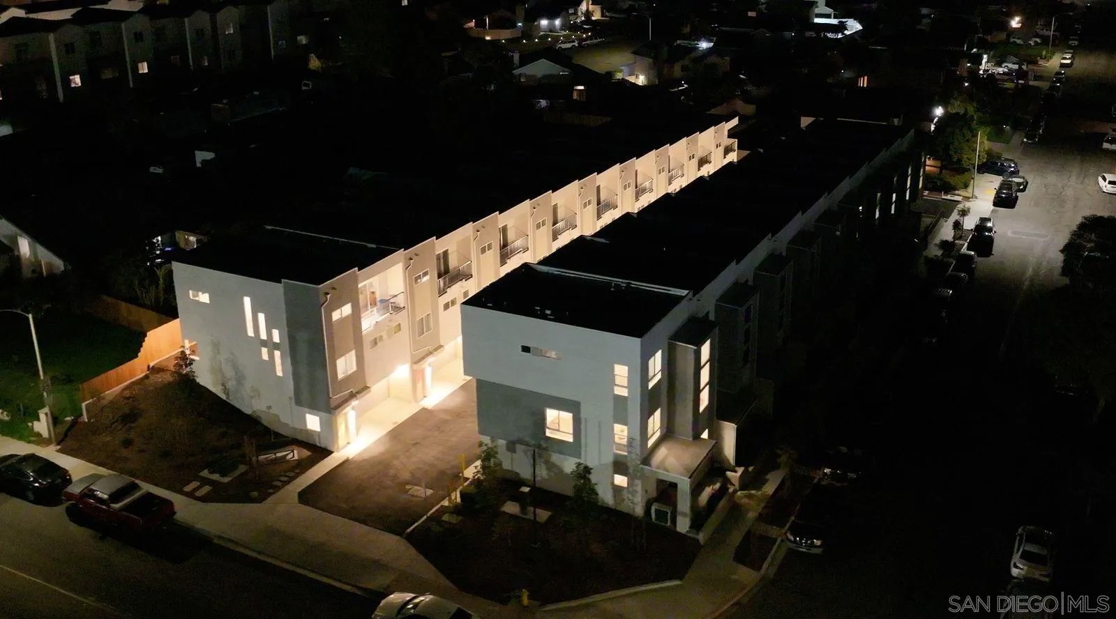 4952 Ocean View Blvd