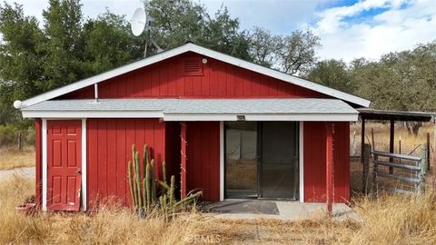 Tiny photo for 3580 Grey Fox Ln, Templeton, CA 93465 (MLS # PI25230919)