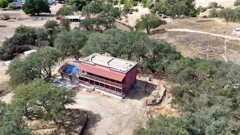 Tiny photo for 3580 Grey Fox Ln, Templeton, CA 93465 (MLS # PI25230919)