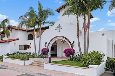 Photo of 7323 Estrella De Mar Road #41, Carlsbad, CA 92009 (MLS # OC25163832)