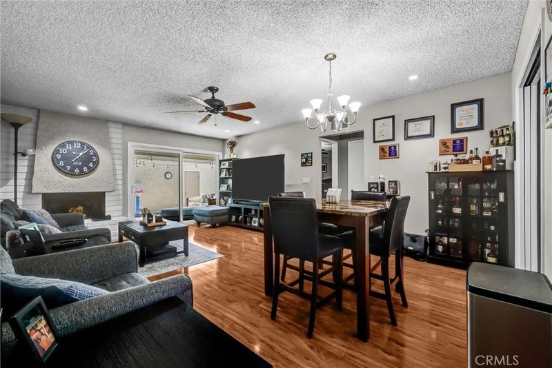 2035 E Blackwood