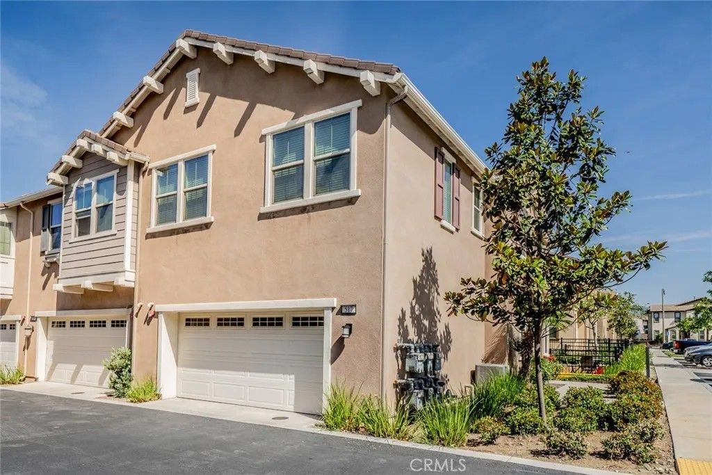 Photo of 16502 Casa Grande Ave #517, Fontana, CA 92336 (MLS # CV26086127)