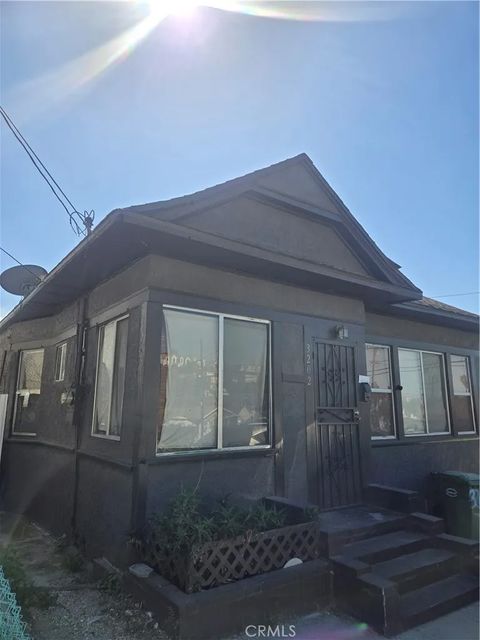Photo of 3202 Ganahl St, Los Angeles, CA 90063 (MLS # DW26053096)