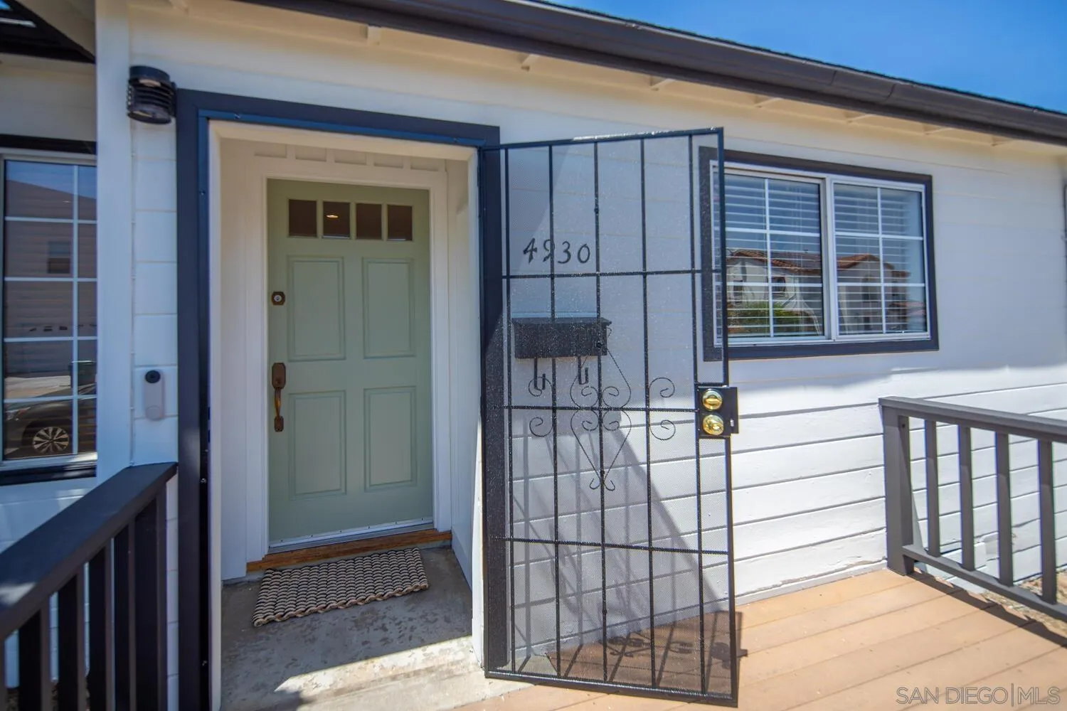 4930 Edwin Place