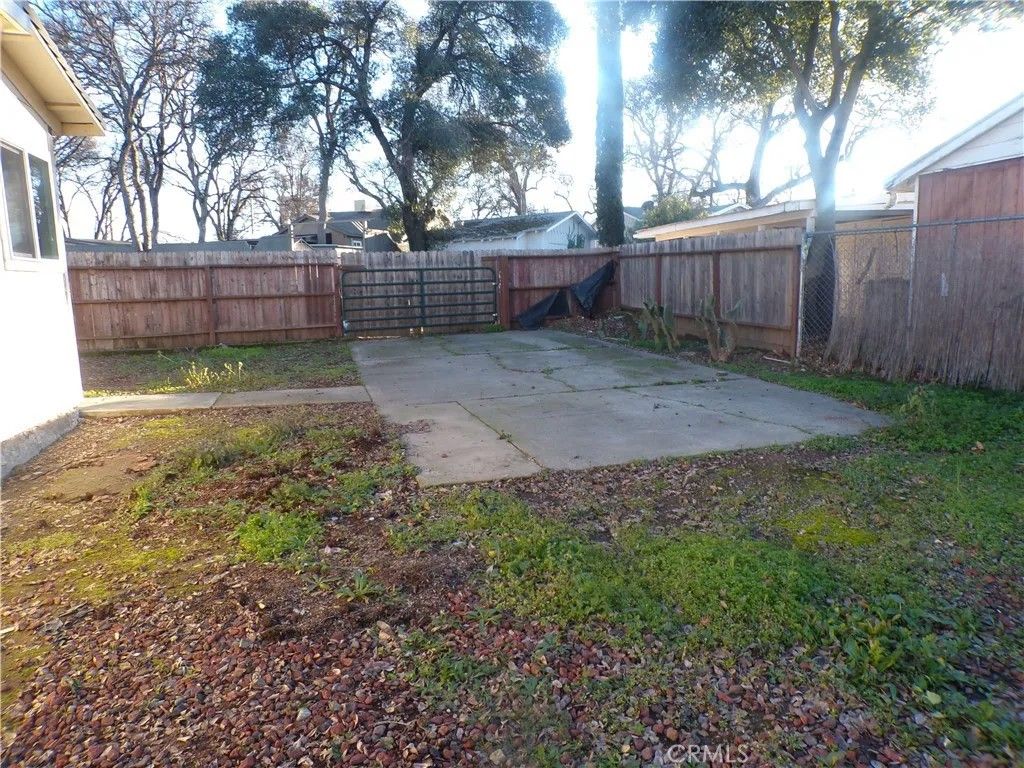 Photo of 3767 Buckeye St, Clearlake, CA 95422 (MLS # LC26012052)