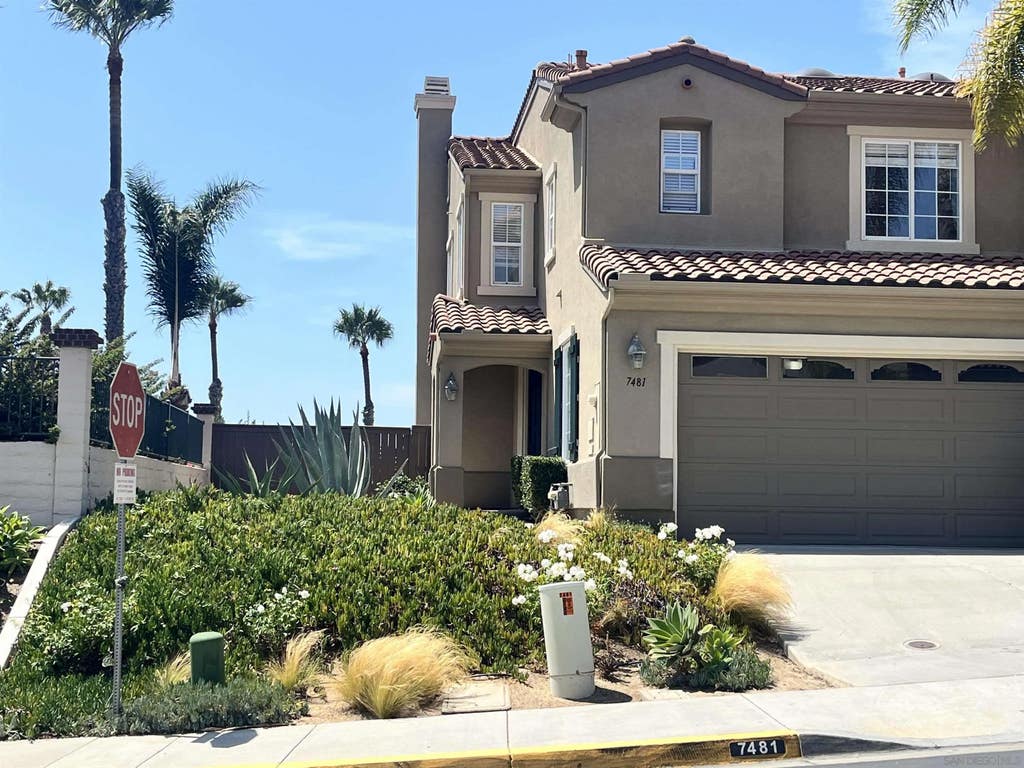 Photo of 7481 Neptune Drive, Carlsbad, CA 92011 (MLS # 260020257)