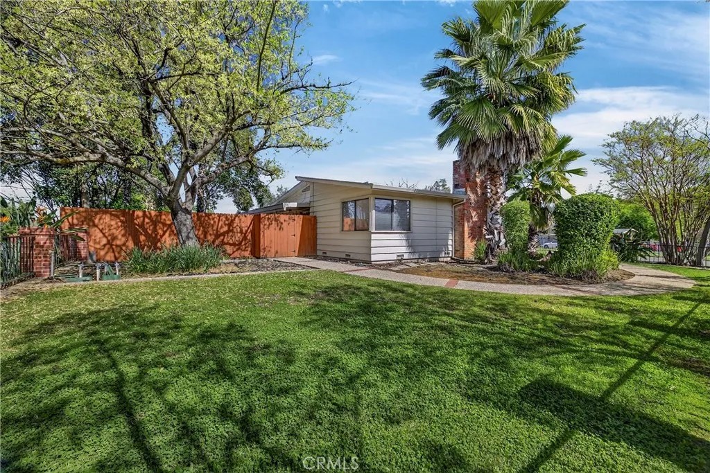 2537 Oro Quincy