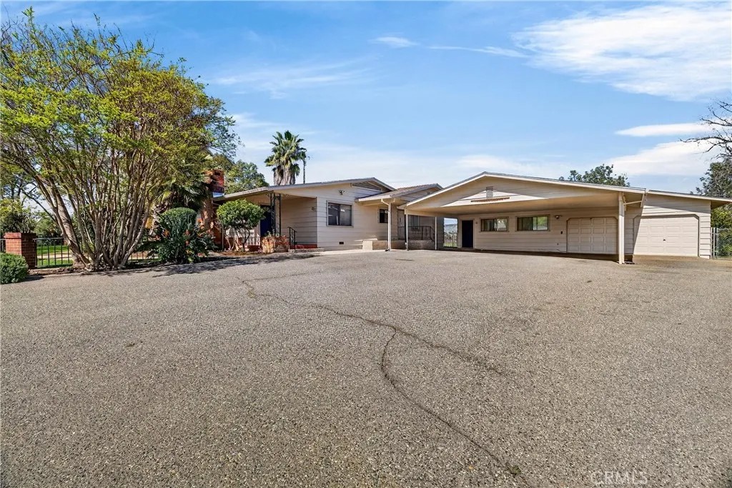 2537 Oro Quincy