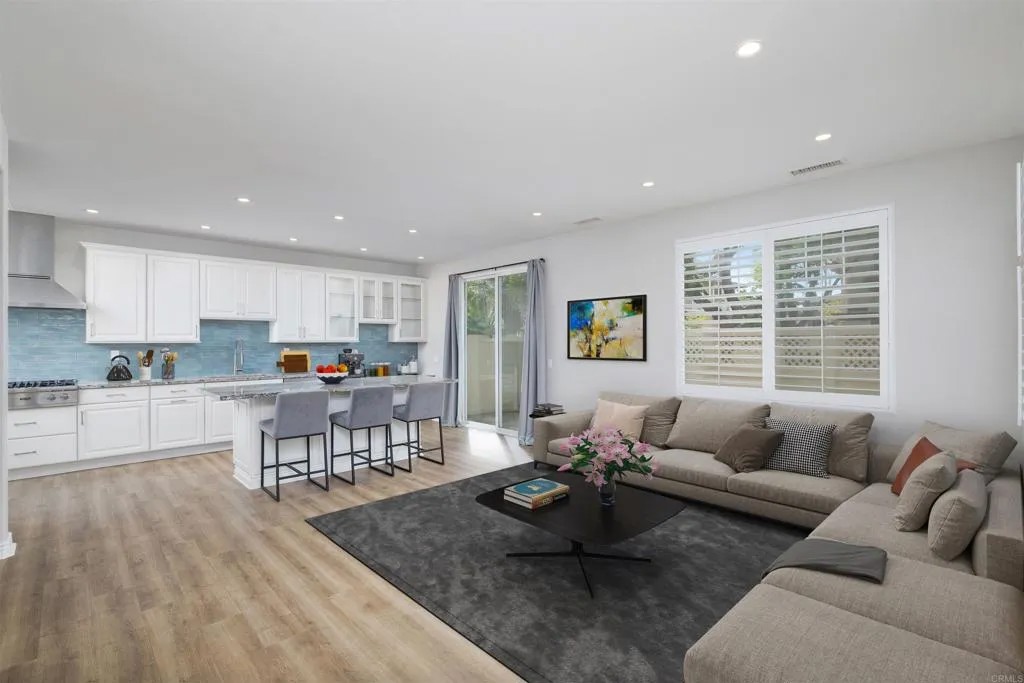 9753 W Canyon 4