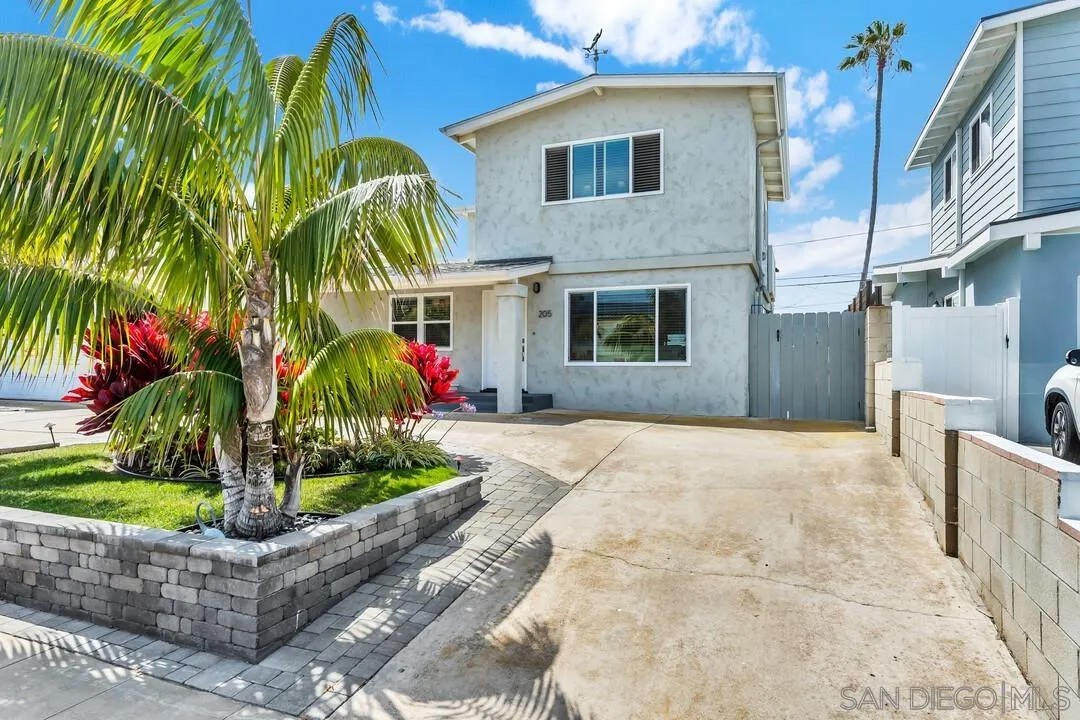 205 Calla Ave