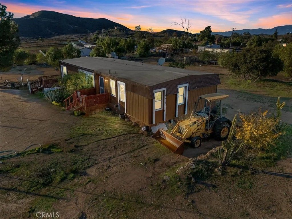 Photo of 24121 Bienvenidos Rd, Perris, CA 92570 (MLS # SW25273923)