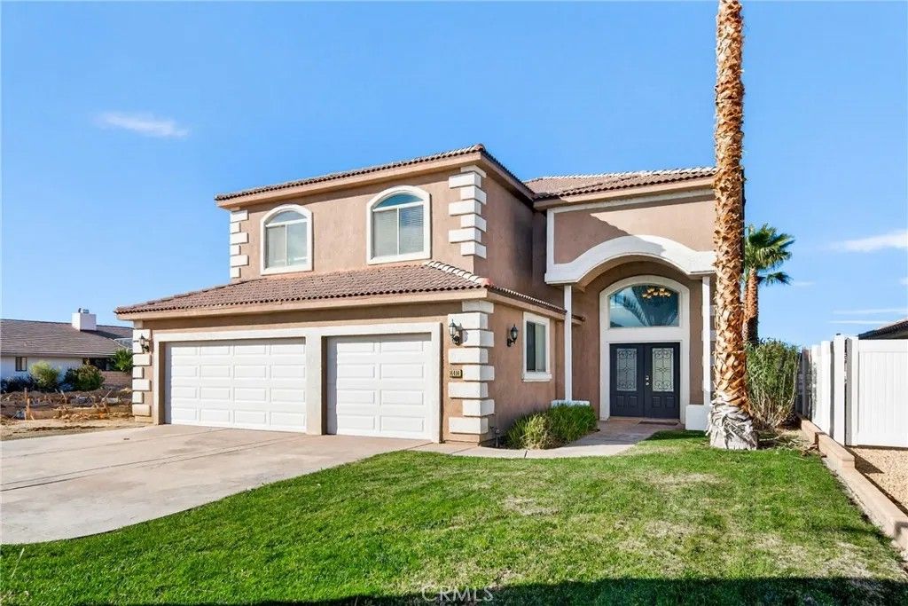 Photo of 14414 Ironsides Ln, Helendale, CA 92342 (MLS # OC25265927)