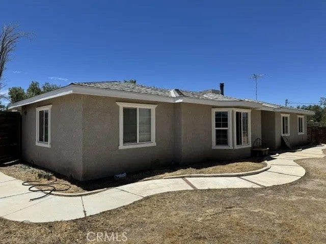11132 E Avenue R6