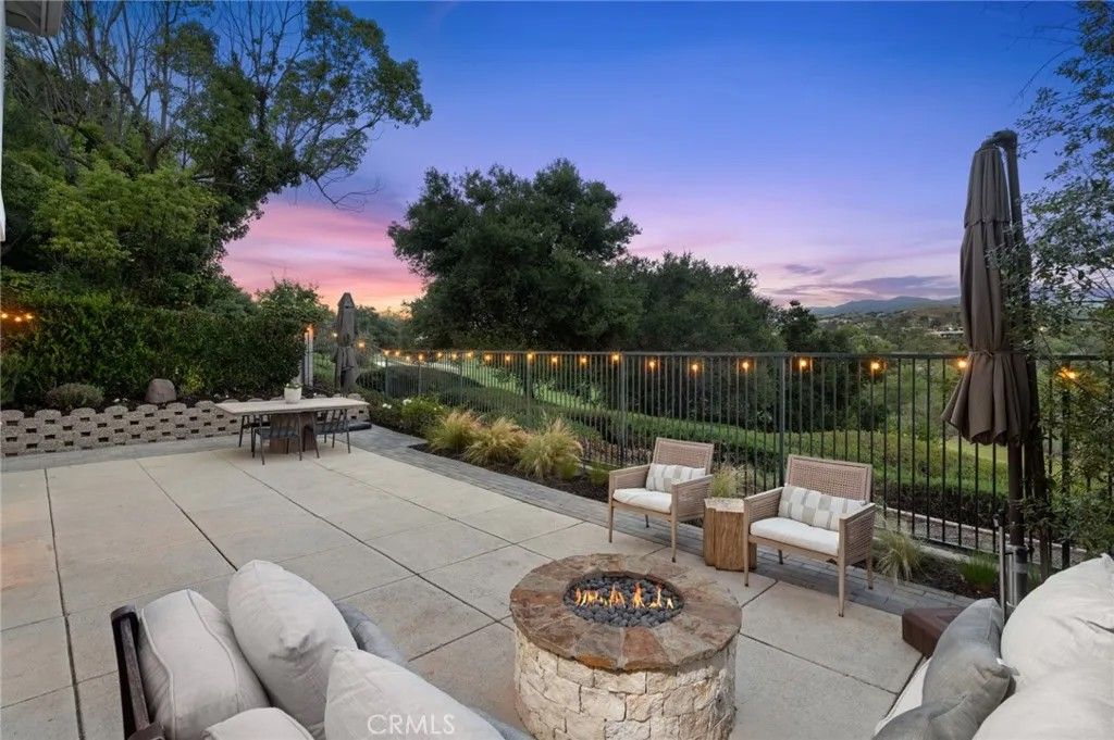 Photo of 8 Dornoch Way, Coto De Caza, CA 92679 (MLS # OC26073188)