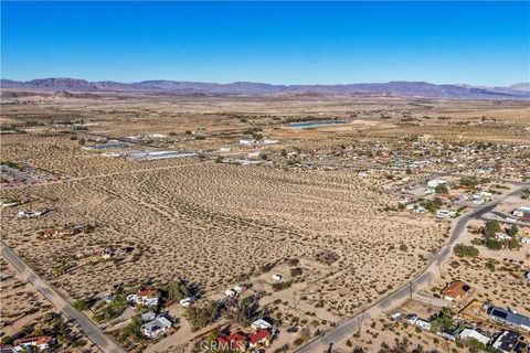 1234 Samarkand 29 Palms CA 92277